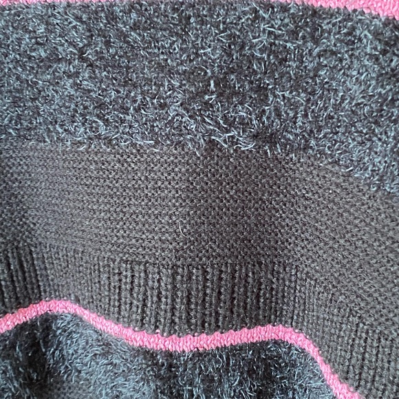 Kids Knit Sweater with faux fur details - Picture 6 of 6